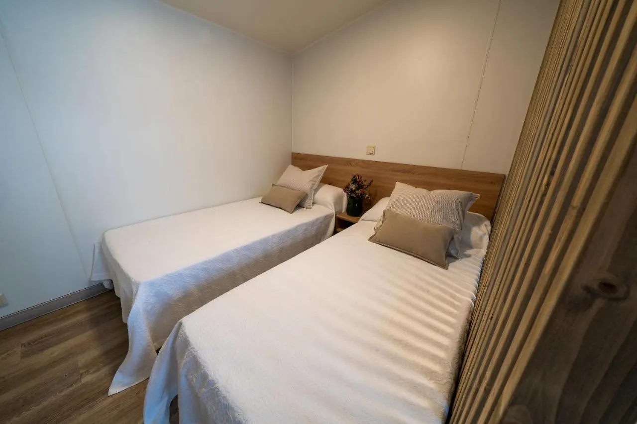 Camping 3 Estrellas Хава Кемпинг