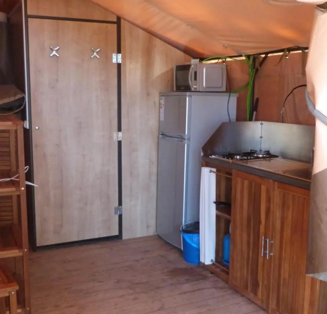 Camping 3 Estrellas Хава