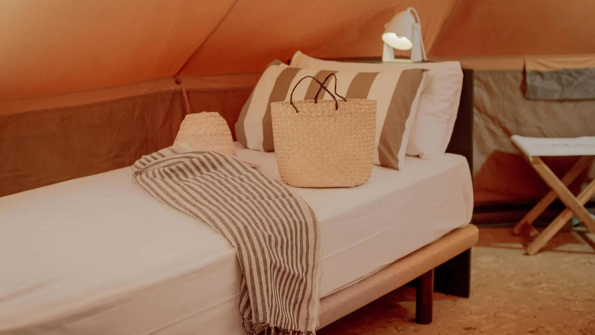 Camping 3 Estrellas Хава Испания