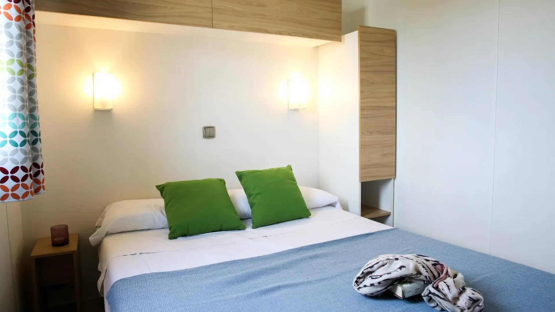 Camping 3 Estrellas Gavà