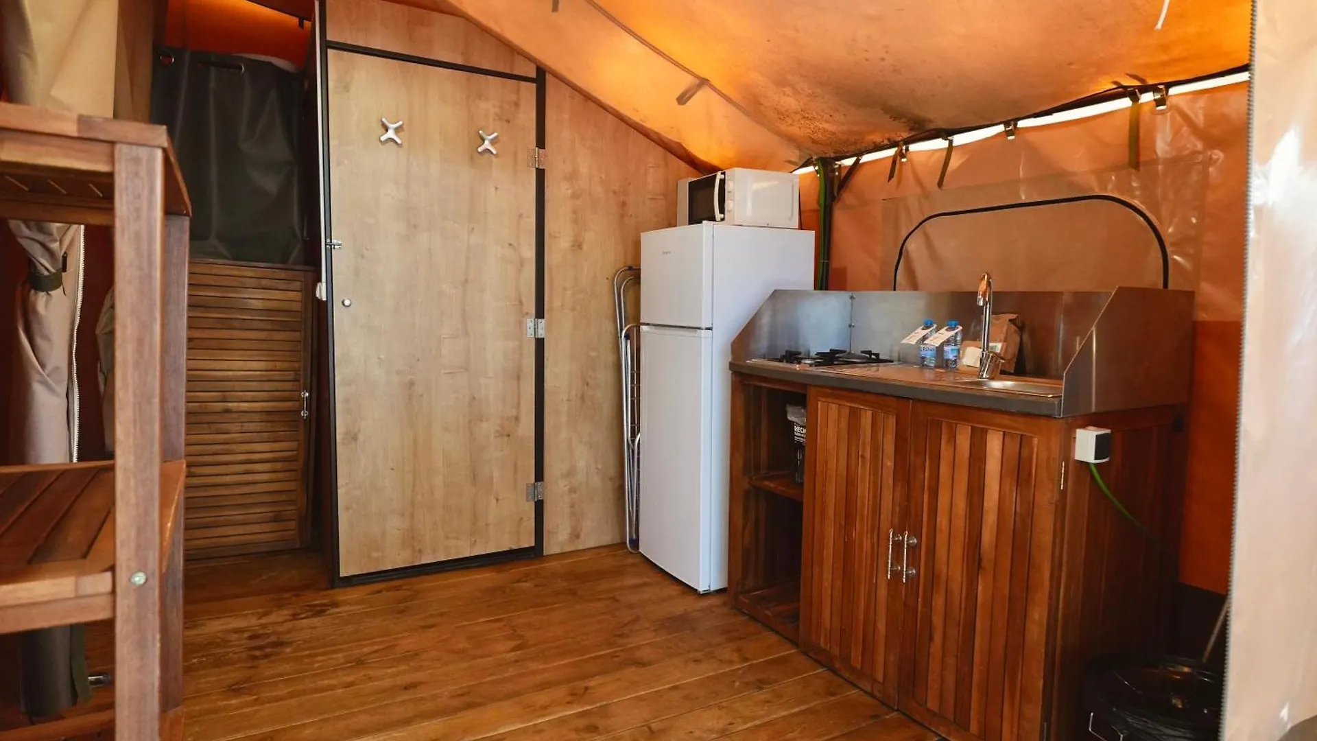 Camping 3 Estrellas Gava Campsite
